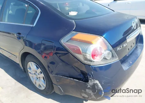 2011 Nissan Altima 2.5 S z USA, uszkodzony, nr VIN 1N4AL2AP4BN465668